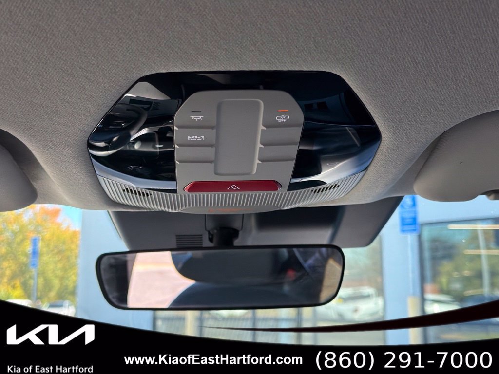 Used 2025 Kia K4 FWD image 28