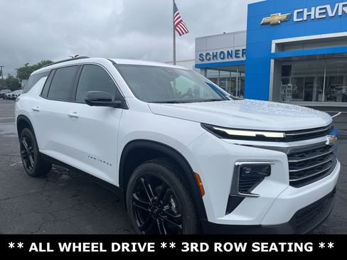 New 2026 Chevrolet Traverse LT w/ Driver Confidence Package image 2