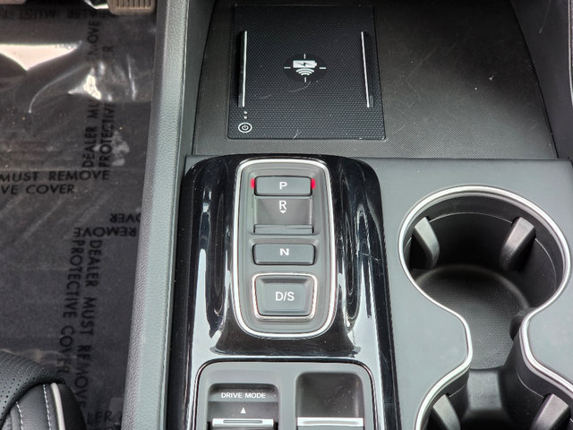 Certified 2025 Honda Pilot Elite image 32