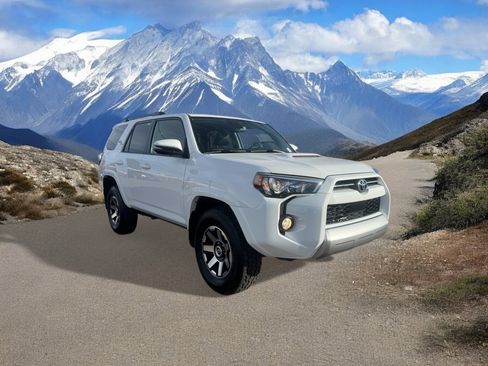 Certified 2020 Toyota 4Runner TRD Off-Road Premium image 7