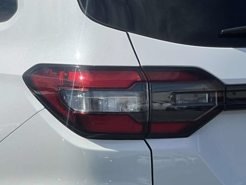 Used 2023 Honda Pilot Elite image 10