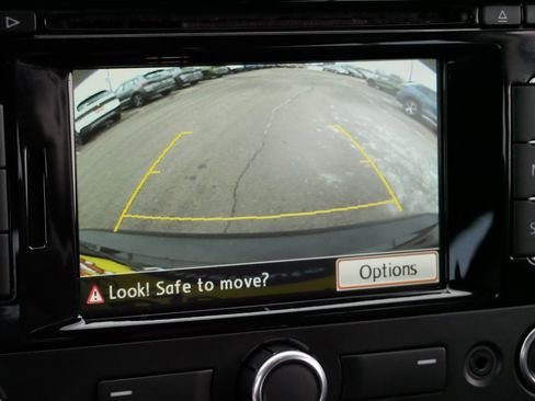 Used 2015 Volkswagen Passat 1.8T SE image 29