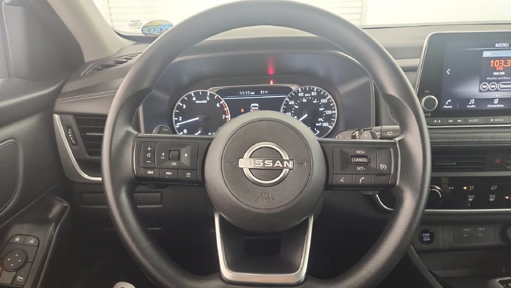Used 2024 Nissan Rogue S AWD/4WD image 12
