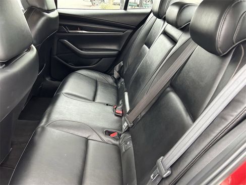 Used 2020 MAZDA MAZDA3 Sedan w/ Select Package image 15