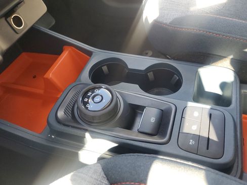 Used 2022 Ford Maverick XLT image 30