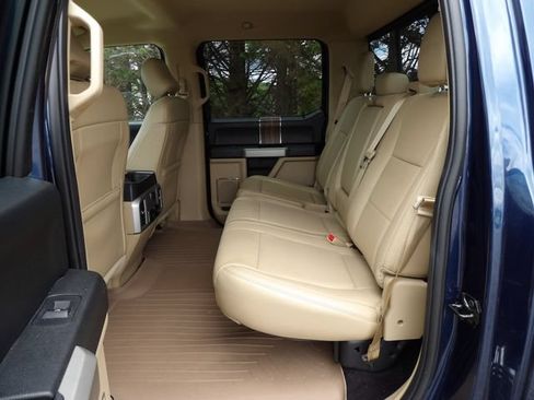 Used 2017 Ford F150 Lariat AWD/4WD image 10