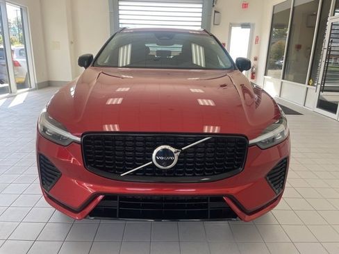 Certified 2023 Volvo XC60 B5 Plus image 6