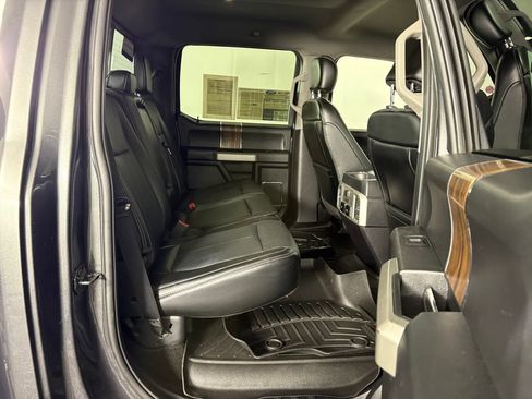 Certified 2018 Ford F150 Lariat w/ Equipment Group 502A Luxury AWD/4WD image 34