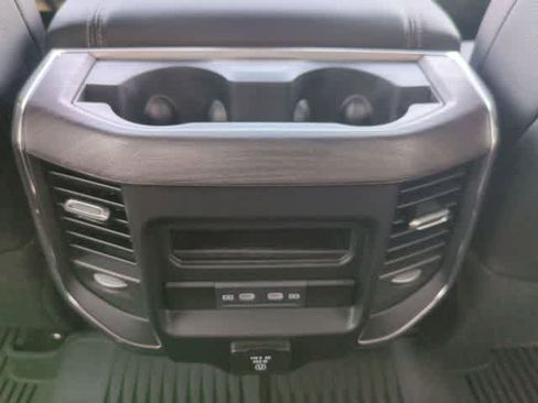 New 2026 RAM 2500 Laramie AWD/4WD image 37