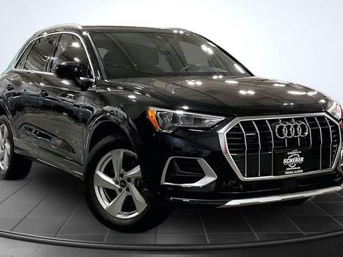 Used 2022 Audi Q3 2.0T Premium w/ Convenience Package AWD/4WD image 12