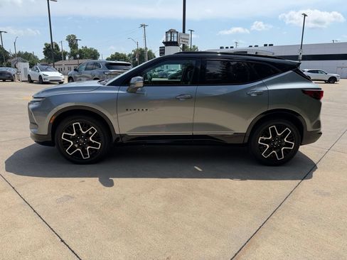 Used 2023 Chevrolet Blazer RS w/ Driver Confidence II Package FWD image 8