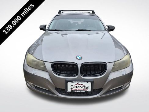 Used 2010 BMW 335i xDrive Sedan AWD/4WD image 2