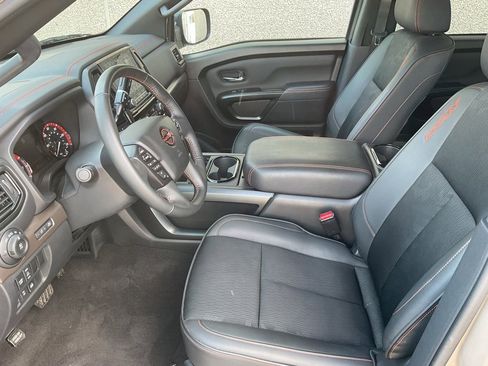 Used 2024 Nissan Titan PRO-4X w/ Off Road Protection Package image 10