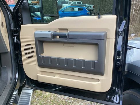 Used 2013 Ford F350 Lariat w/ Lariat Ultimate Pkg image 8