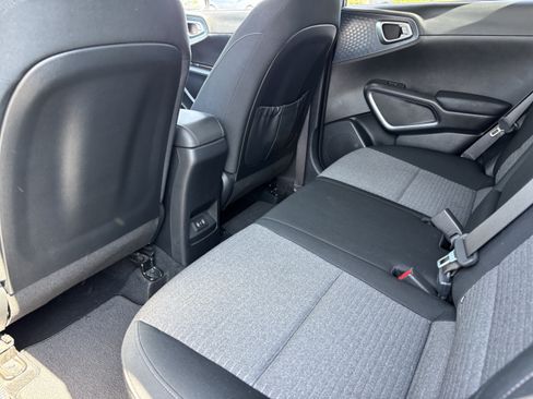 Certified 2023 Kia Soul EX FWD image 15