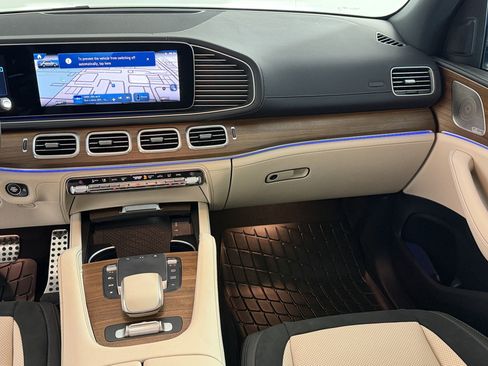 Certified 2024 Mercedes-Benz GLE 53 AMG 4MATIC image 30