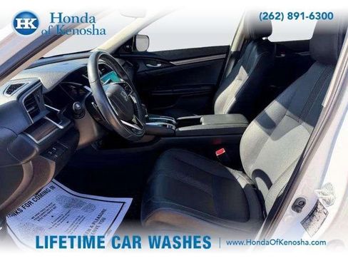 Used 2019 Honda Civic Touring image 13