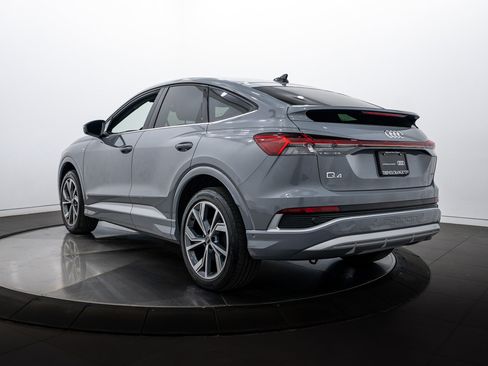 Certified 2023 Audi Q4 e-tron Prestige image 5