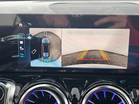 New 2026 Mercedes-Benz GLB 250 image 26