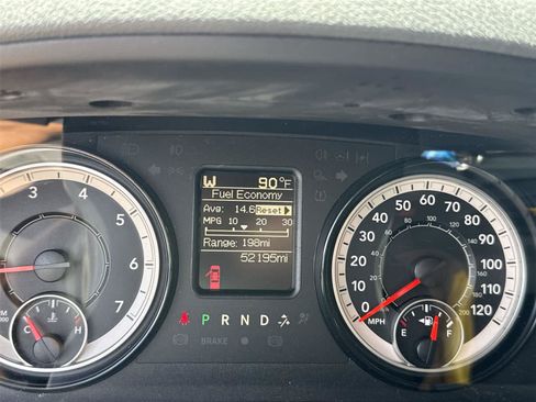 Used 2018 RAM 1500 Express w/ Express Value Package AWD/4WD image 30
