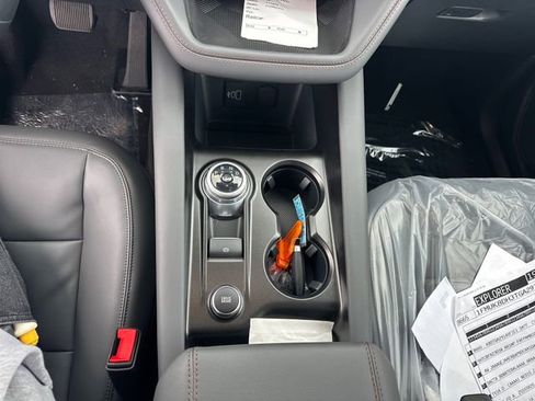 New 2026 Ford Explorer Active w/ Active Comfort Package image 17