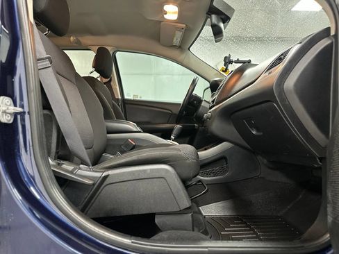 Used 2017 Dodge Journey SXT w/ Premium Group FWD image 23