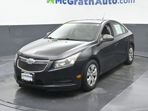 Used 2014 Chevrolet Cruze LS image 20