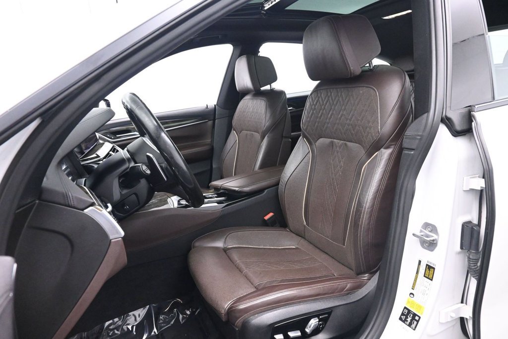 Used 2019 BMW 640i Gran Turismo xDrive w/ Luxury Seating Package AWD/4WD image 12
