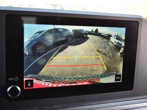 Used 2025 Toyota 4Runner 4WD image 13