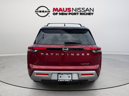 Used 2022 Nissan Pathfinder Platinum w/ Cargo Package FWD image 6
