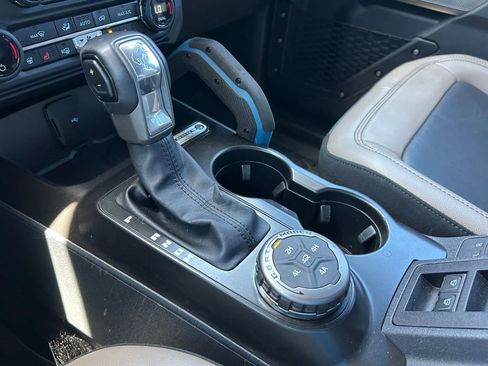 Used 2023 Ford Bronco Wildtrak AWD/4WD image 33