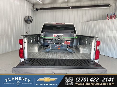 Used 2022 Chevrolet Silverado 2500 W/T AWD/4WD image 21