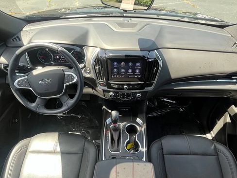 Certified 2022 Chevrolet Traverse RS AWD/4WD image 10