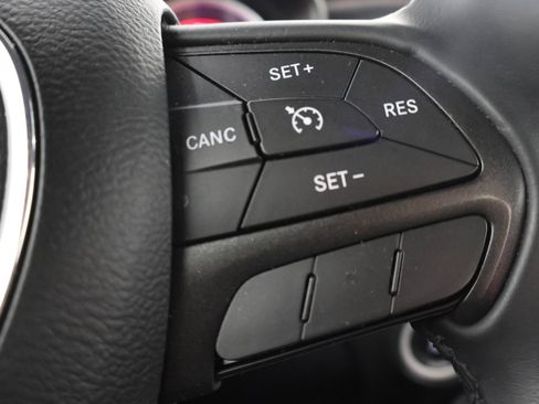 Used 2015 Dodge Challenger R/T w/ Quick Order Package 22B R/T RWD image 15