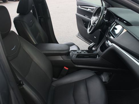 Used 2021 Cadillac XT5 Premium Luxury w/ LPO, Floor Liner Package image 36