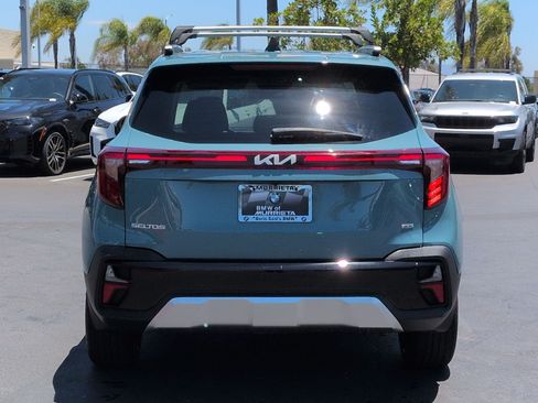 Used 2024 Kia Seltos EX AWD/4WD image 9