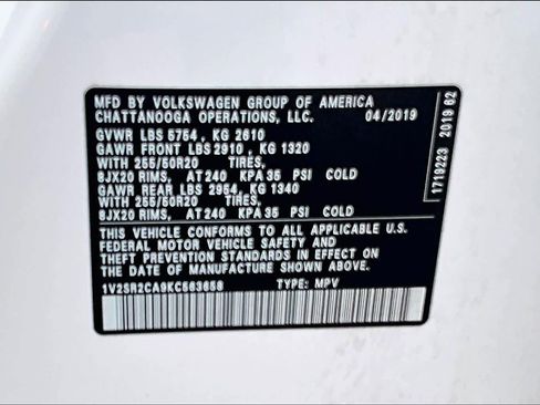 Used 2019 Volkswagen Atlas SEL R-Line image 34