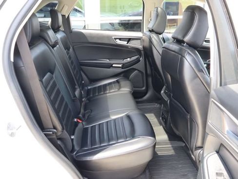 Certified 2023 Ford Edge SEL w/ Convenience Package AWD/4WD image 34