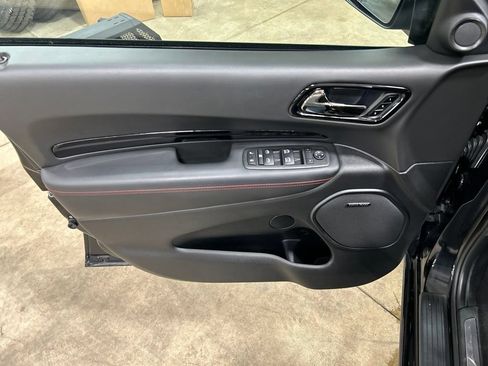 Used 2025 Dodge Durango GT AWD/4WD image 13