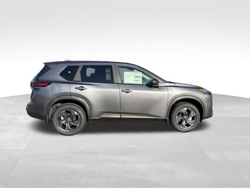 New 2026 Nissan Rogue SV image 5