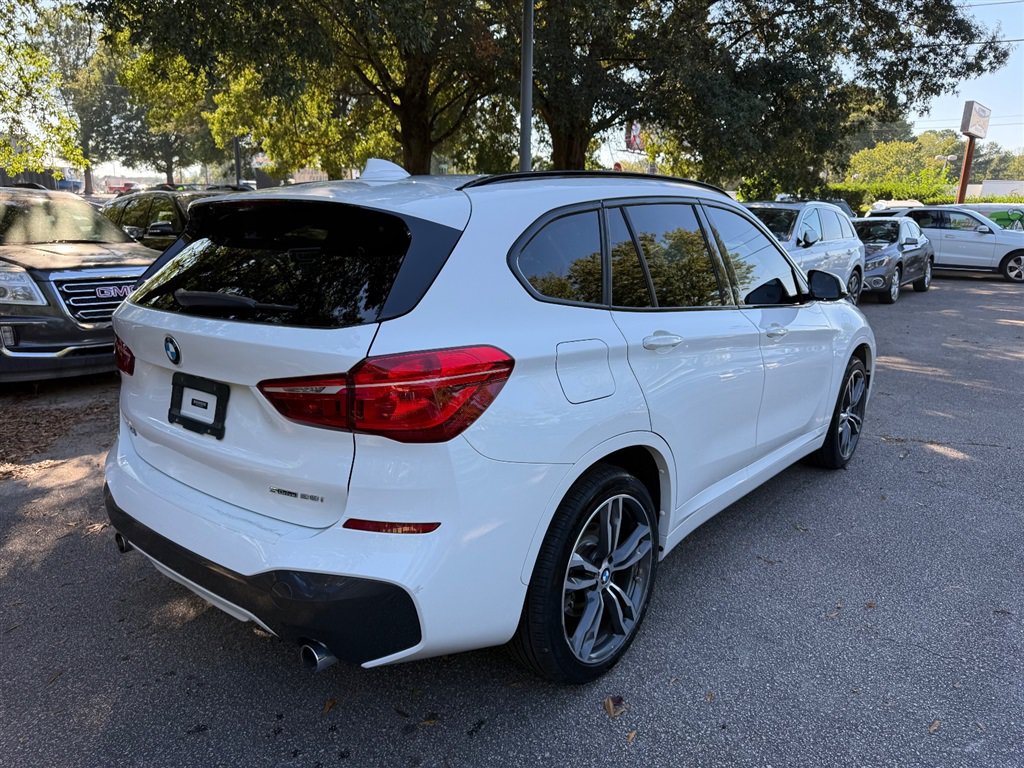 Used 2018 BMW X1 sDrive28i w/ M Sport Package FWD image 5