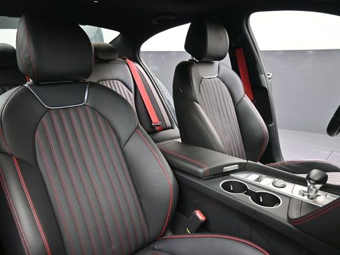 Used 2023 Genesis G70 3.3T w/ Sport Advanced Package image 13