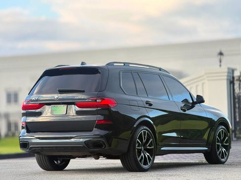 Used 2022 BMW X7 xDrive40i w/ M Sport Package AWD/4WD image 12