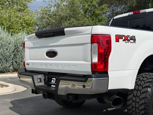 Used 2018 Ford F350 Lariat w/ Chrome Package AWD/4WD image 14
