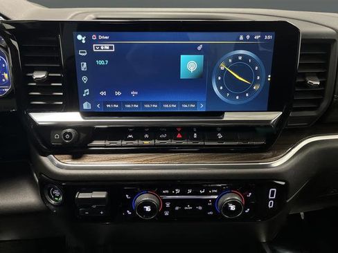 Used 2024 Chevrolet Silverado 1500 LT Trail Boss w/ Protection Package image 8