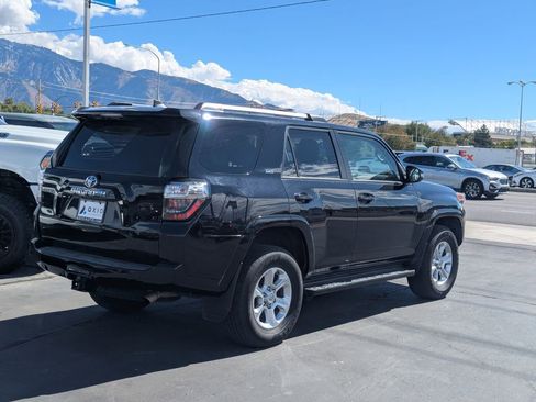 Used 2023 Toyota 4Runner SR5 Premium AWD/4WD image 4