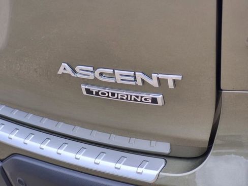 Used 2025 Subaru Ascent Touring w/ Popular Package #1 AWD/4WD image 8