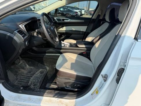 Certified 2020 Ford Fusion SE w/ Equipment Group 151A FWD image 2
