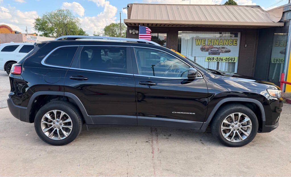 Used 2020 Jeep Cherokee Latitude Plus FWD image 6