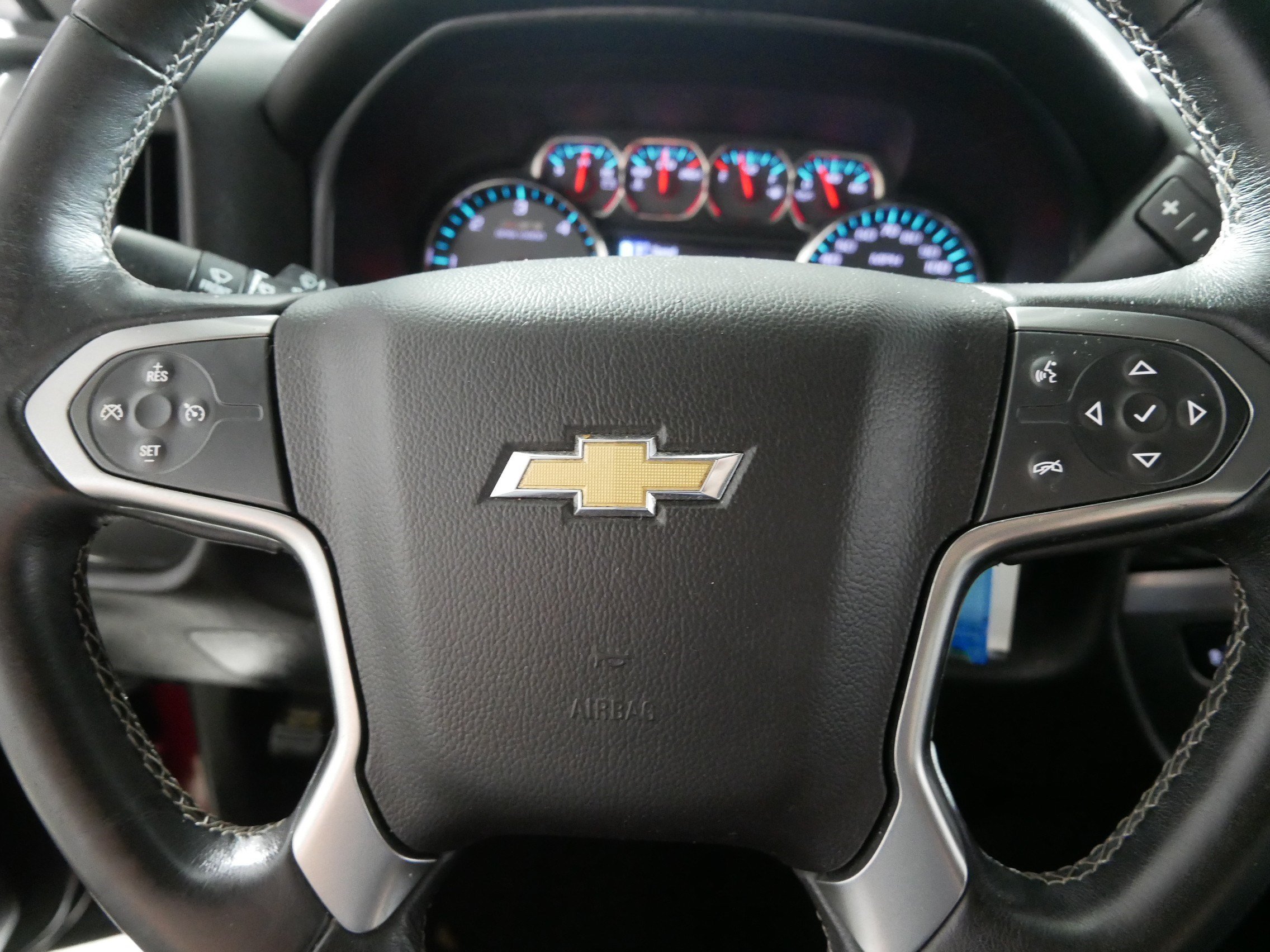 Used 2019 Chevrolet Silverado 1500 LT w/ All Star Edition AWD/4WD image 25